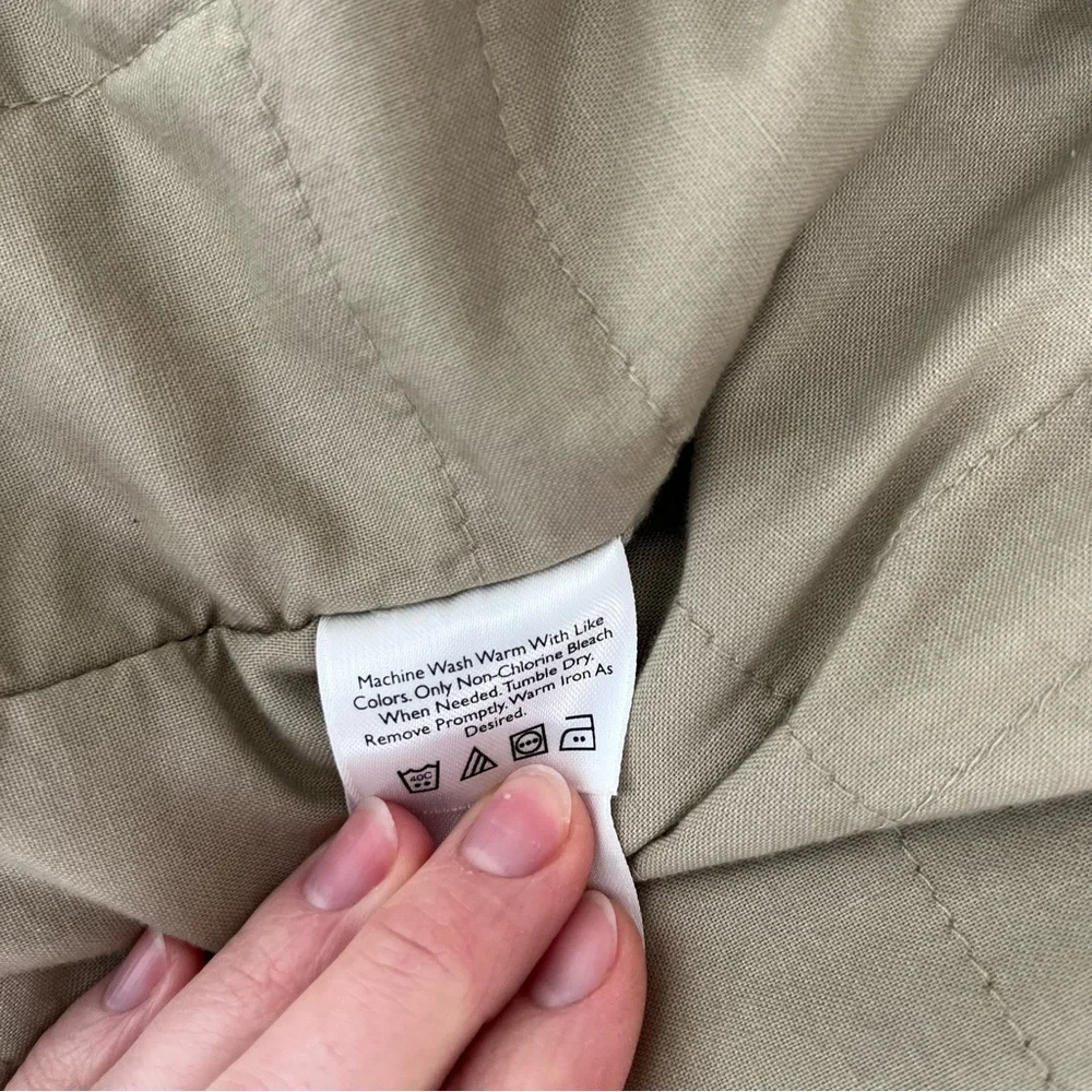 Eddie Bauer Quilt Lined Barn Jacket - Picture 3 of 10